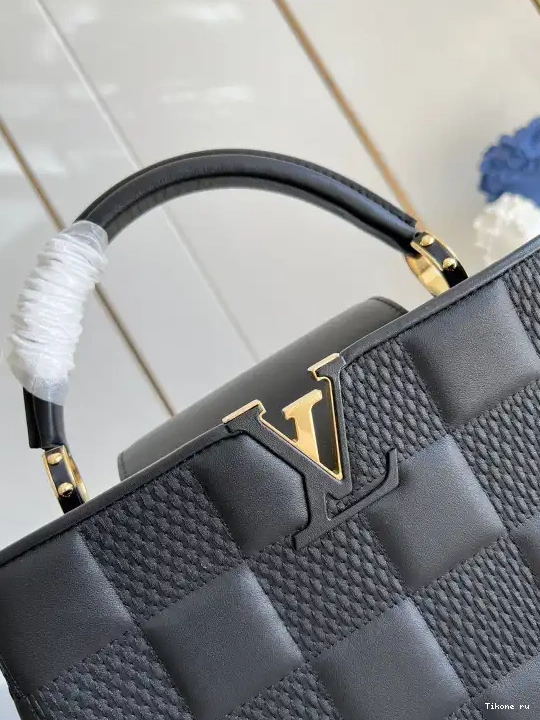 Affordable VUITTON MM LOUIS CAPUCINES 0520